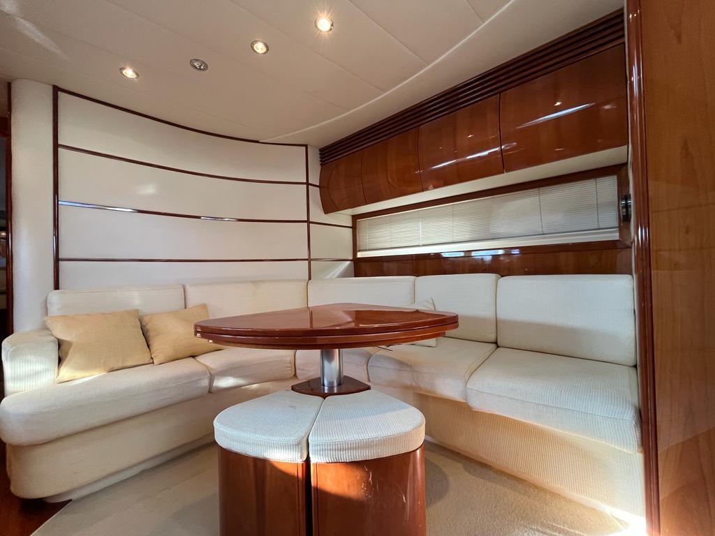 2004 PERSHING 50' 